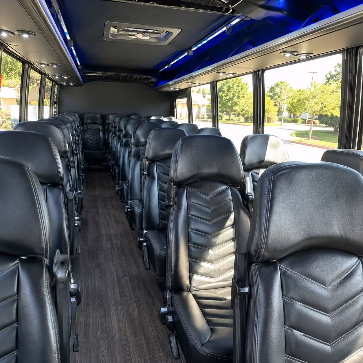 anaheim 15 passenger minibus rental