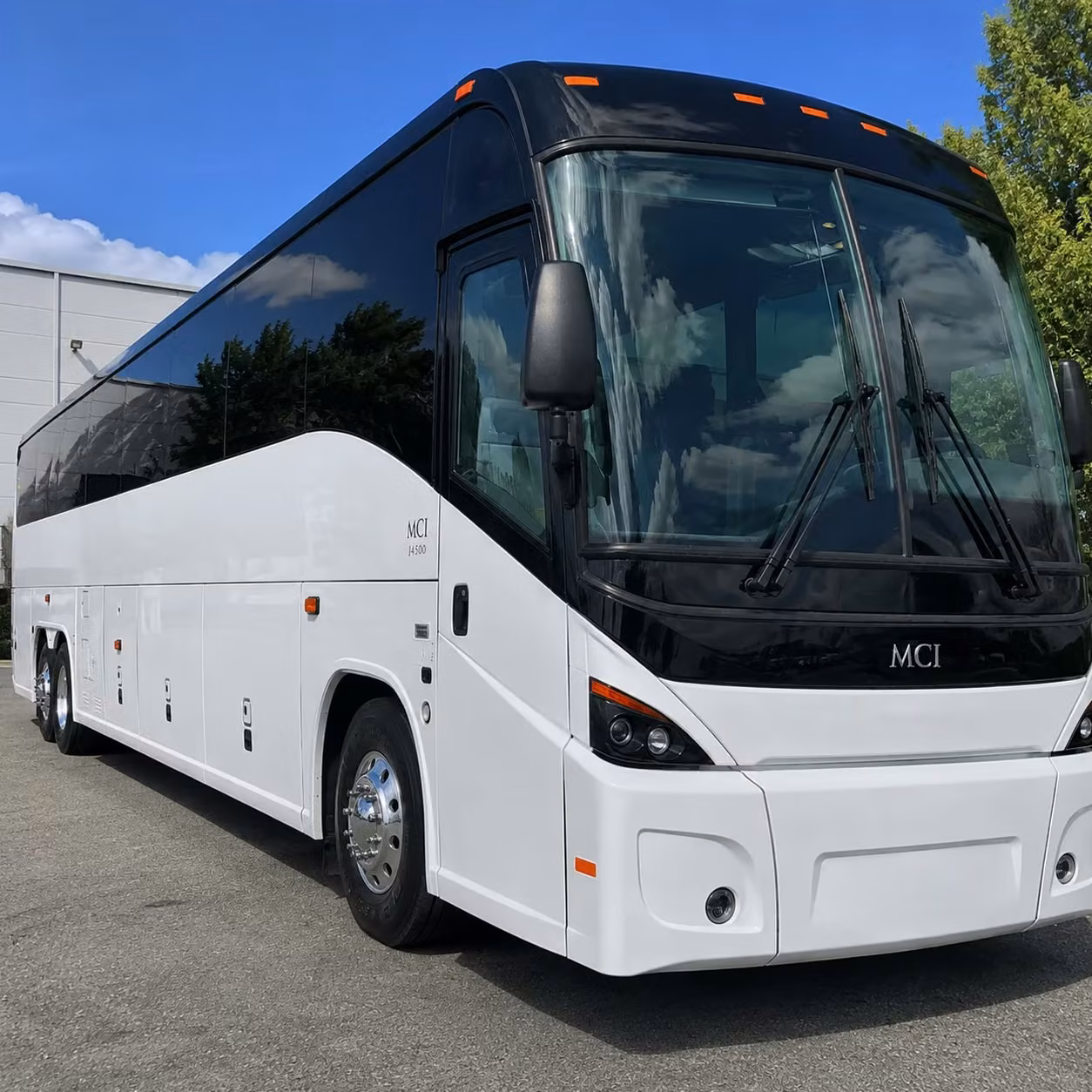 what to expect when you book an anaheim employee shuttle through charterbusanaheim com